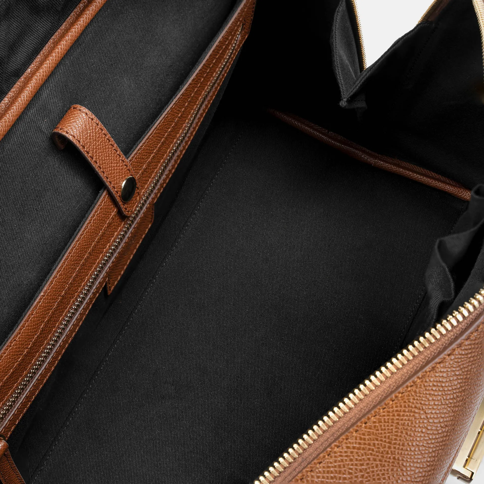 Palermo Italian Leather Weekender in Acorn