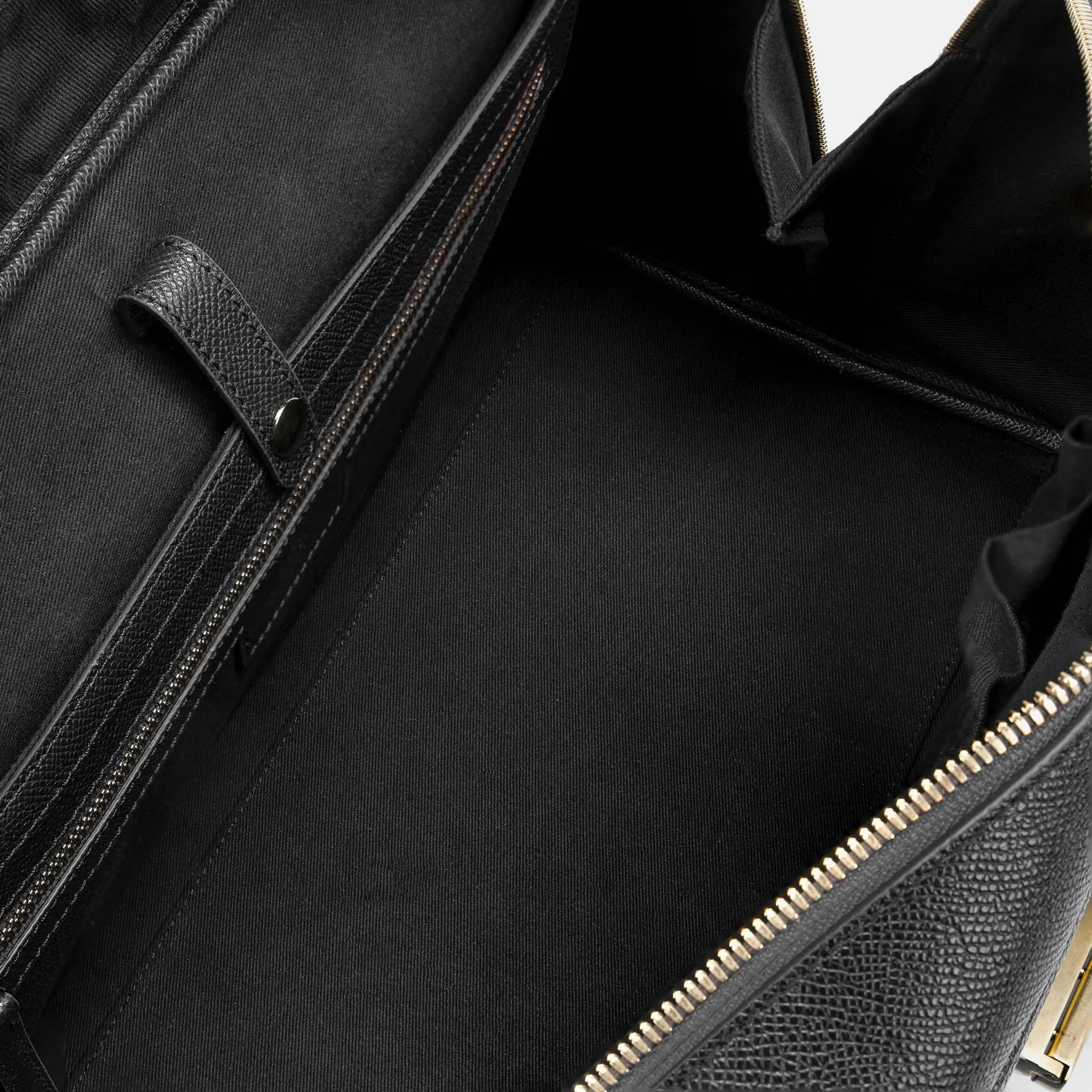 Palermo Italian Leather Weekender in Black