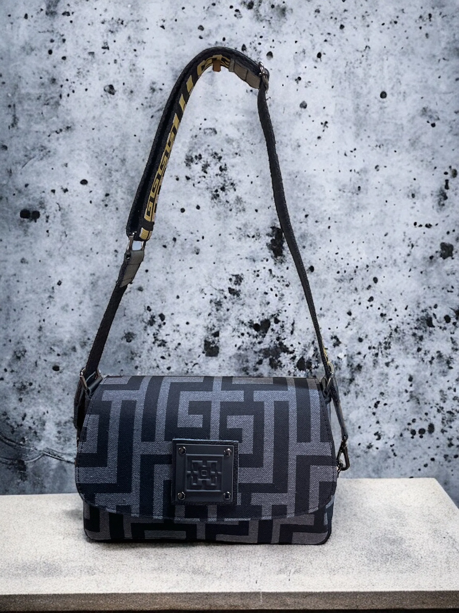 Phivos Labyrinth Bag Grey/Black