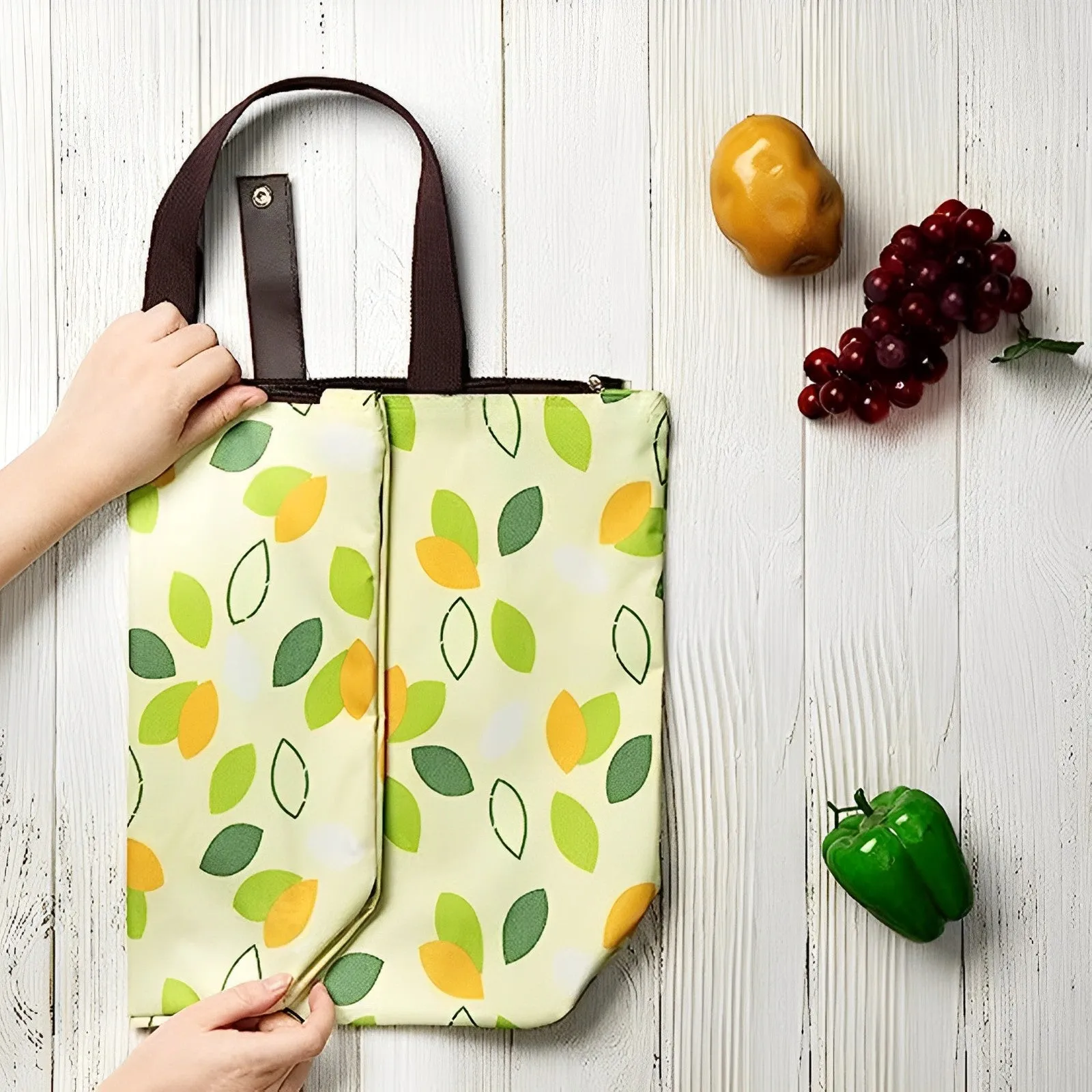 Portable oxford shopping bag