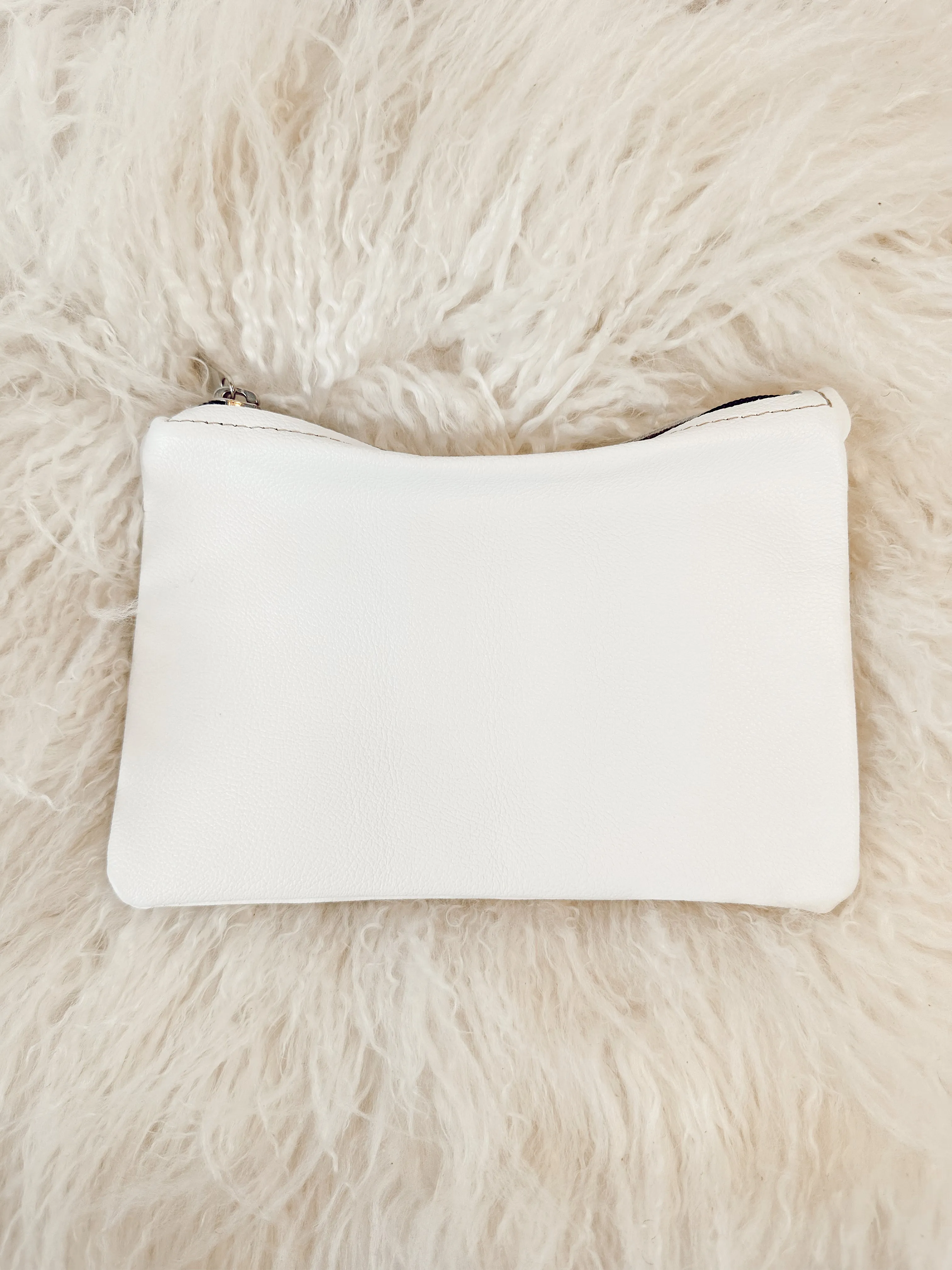 Q Pouch
