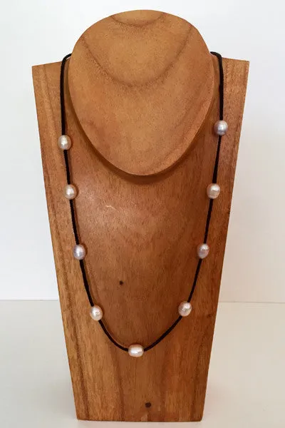 "The Weekender" Adjustable Freshwater Pearl Necklace