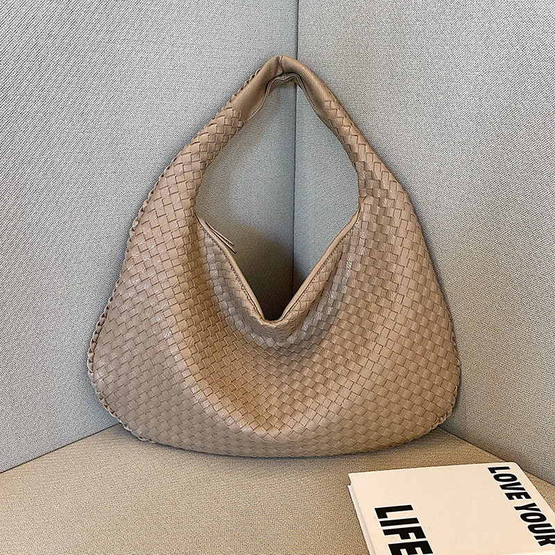 Sia – Authentic Women's Shoulder Bag