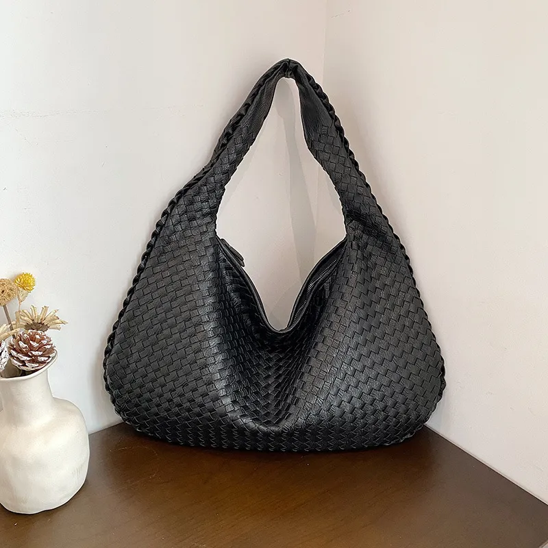 Sia – Authentic Women's Shoulder Bag