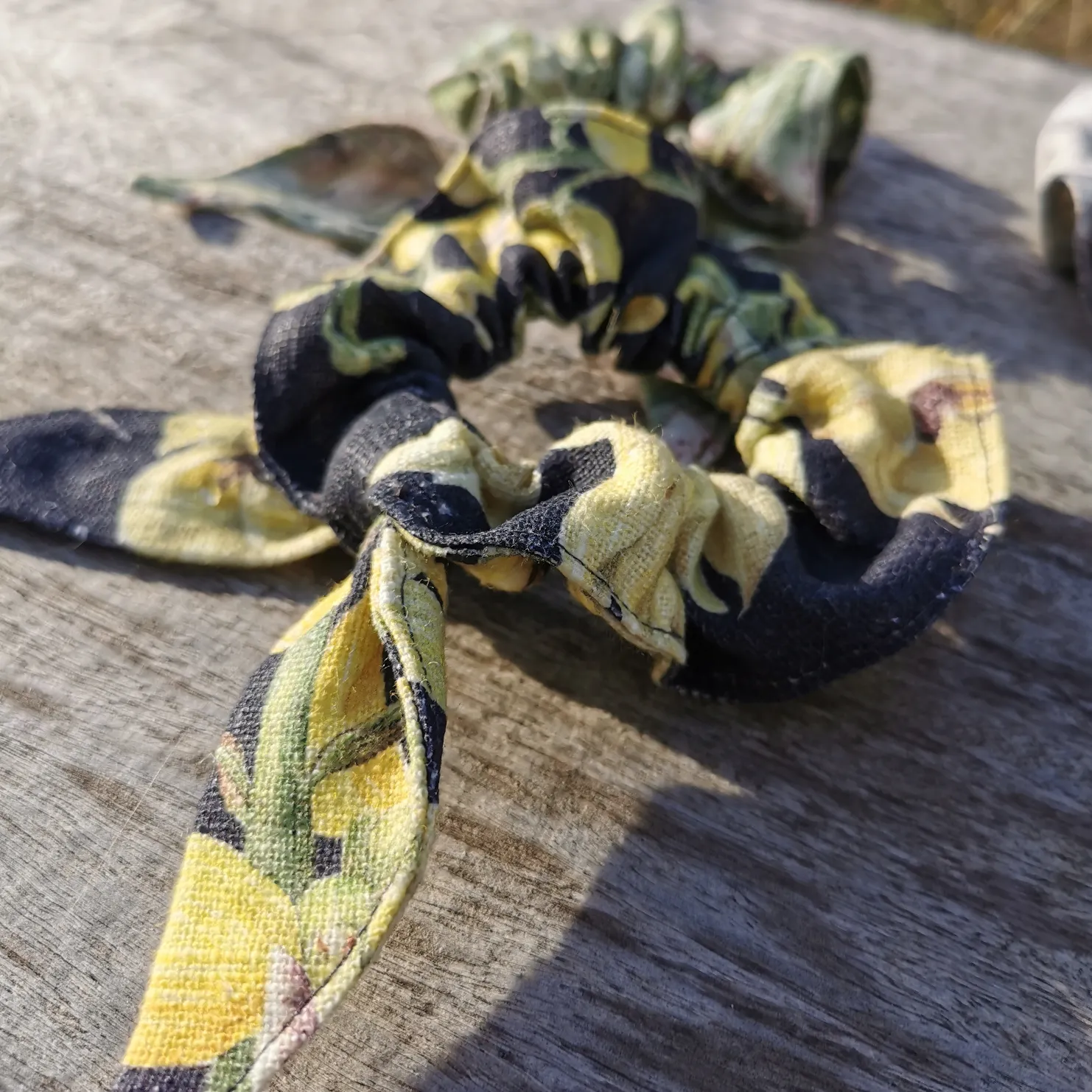 Sunrise Feast Scrunchy