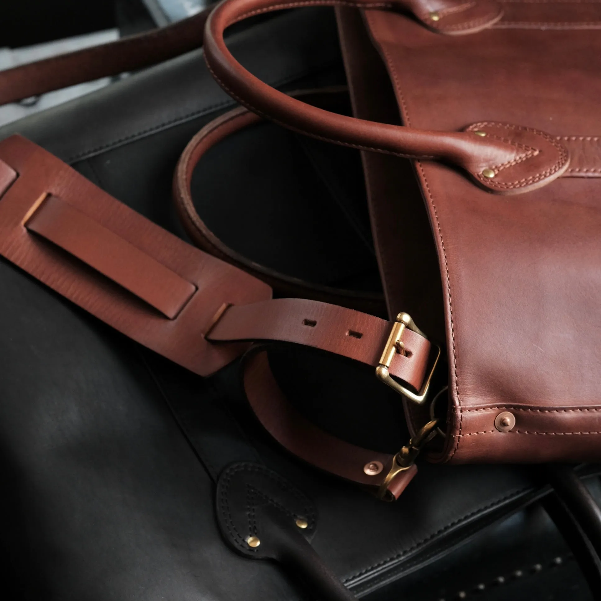VASCO Leather Boat Tote Bag