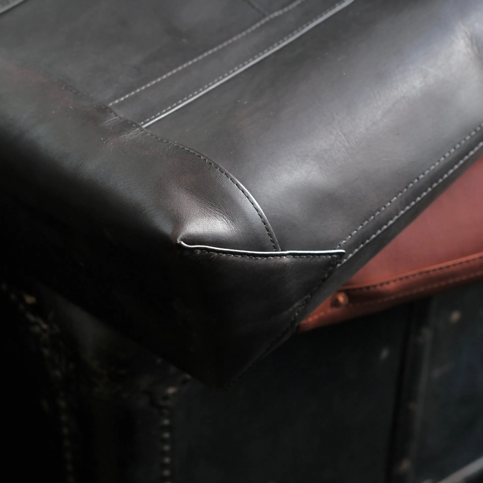VASCO Leather Boat Tote Bag