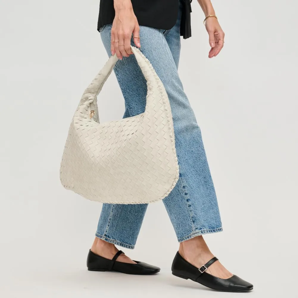 Victoria Hobo