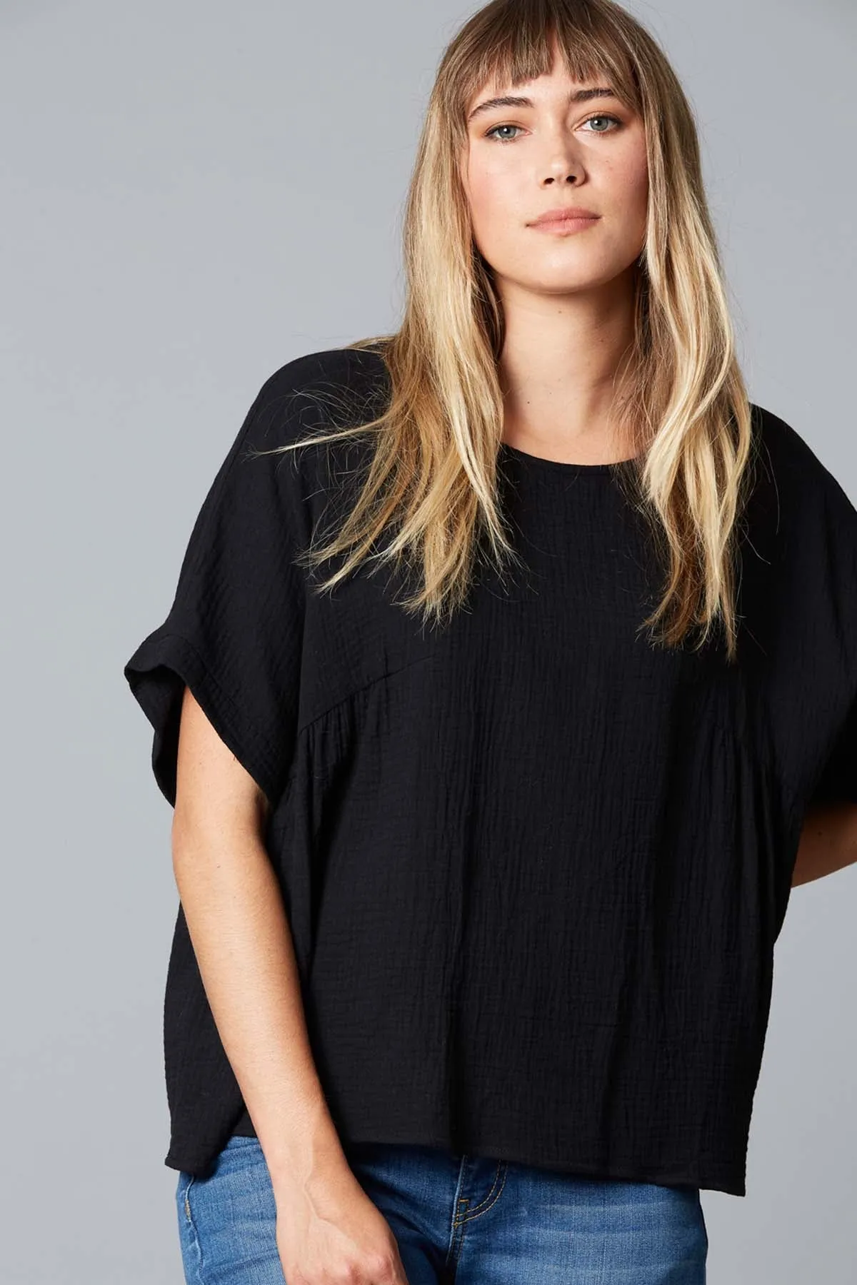 Weekender Top - Black