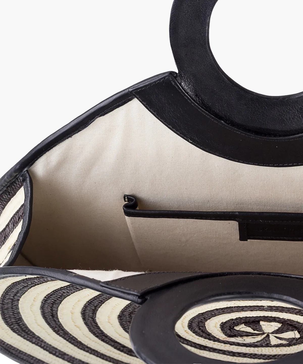 Zenú Large in Raffia and Leather
